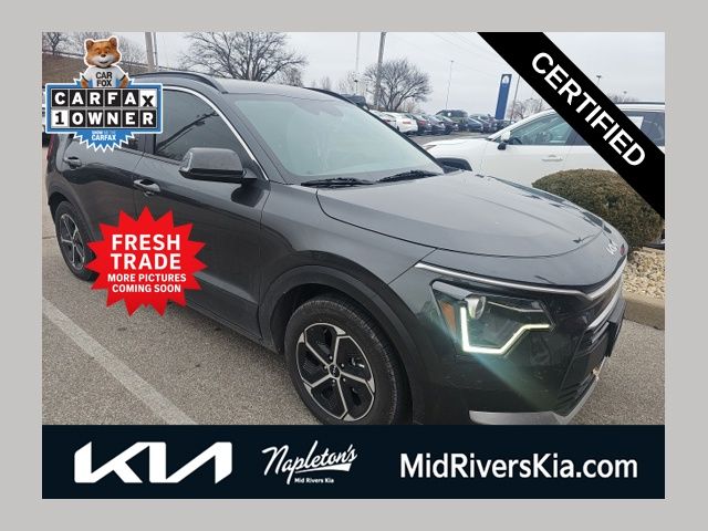 2023 Kia Niro EX's photo