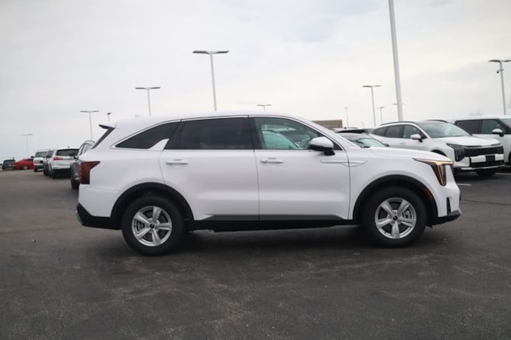 New 2026 Kia Sorento LX SUV