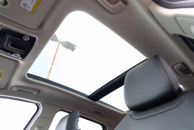 2026 Kia Sportage SX - Photo 26