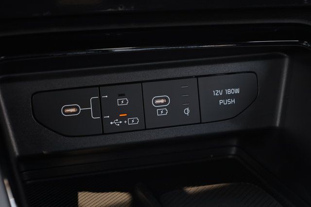 2026 Kia K5 GT - Photo 22
