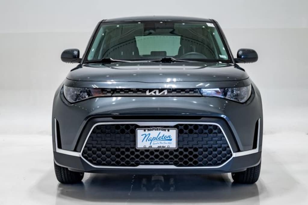 Used 2025 Kia Soul LX Hatchback
