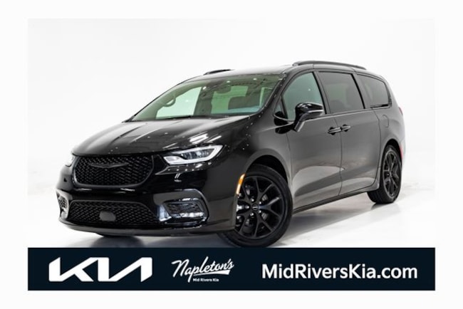 2025 Chrysler Pacifica Limited Van Passenger Van
