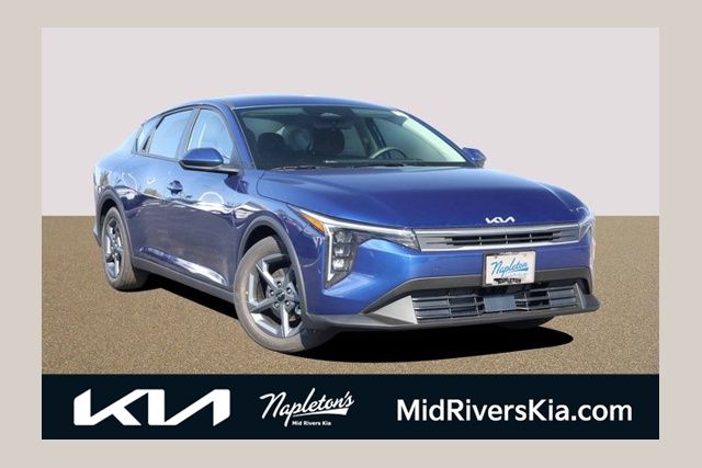 2025 Kia K4 LXS's photo