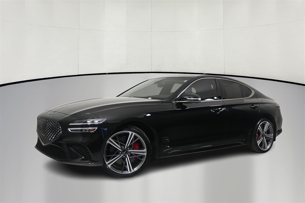 2024 Genesis G70 2.5T photo 3