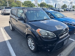 2013 Kia Soul + Hatchback