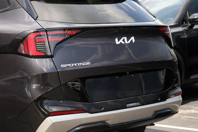 2026 Kia Sportage SX - Photo 7