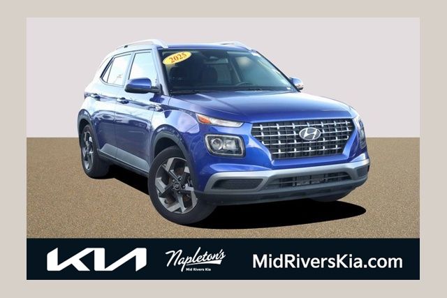 2025 Hyundai Venue SEL's photo