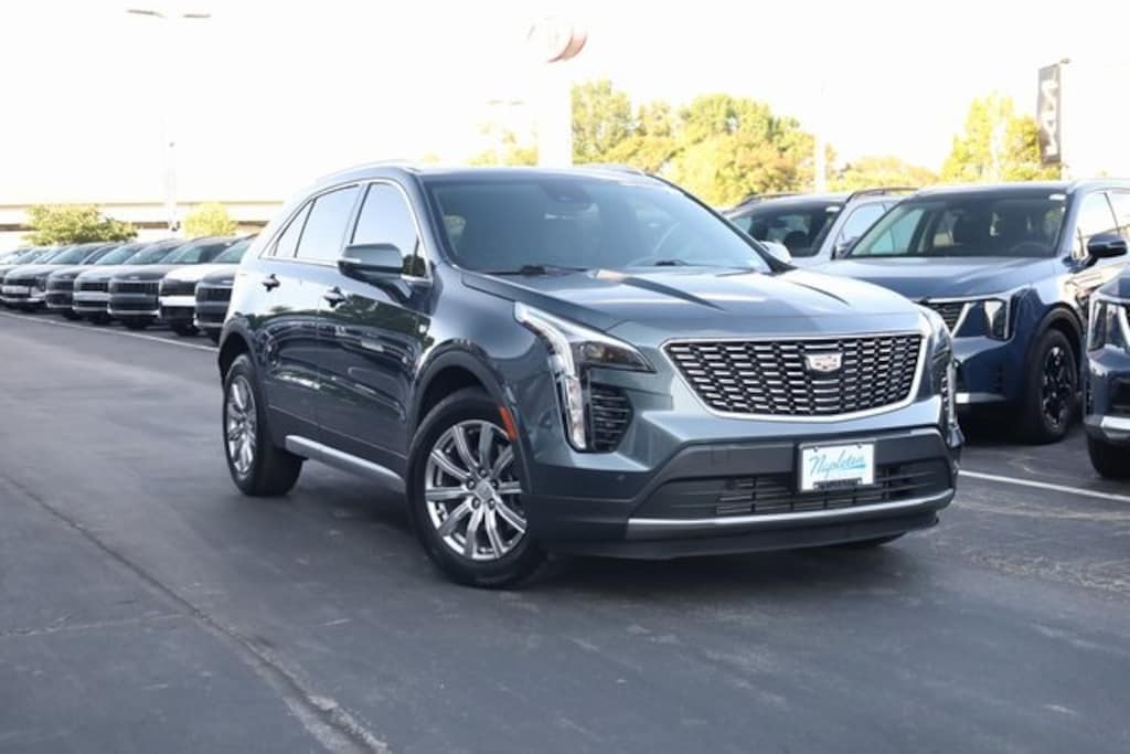 Used 2021 CADILLAC XT4 Premium Luxury SUV