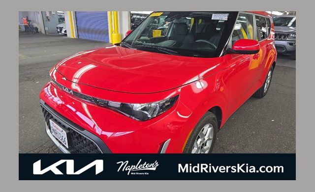 2025 Kia Soul 2.0L LX IVT's photo