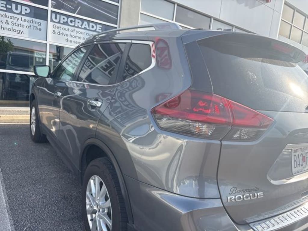 Used 2019 Nissan Rogue SV SUV