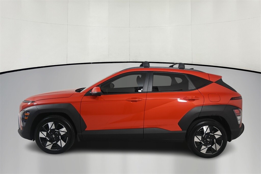 2025 Hyundai Kona SEL photo 4