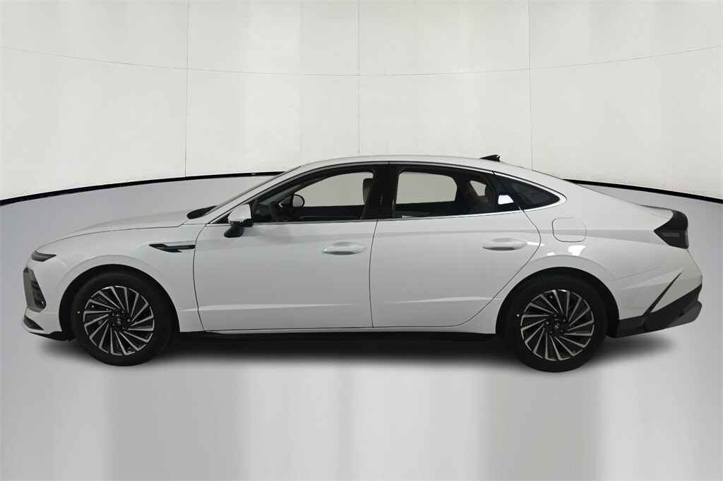 2024 Hyundai Sonata Hybrid SEL photo 3