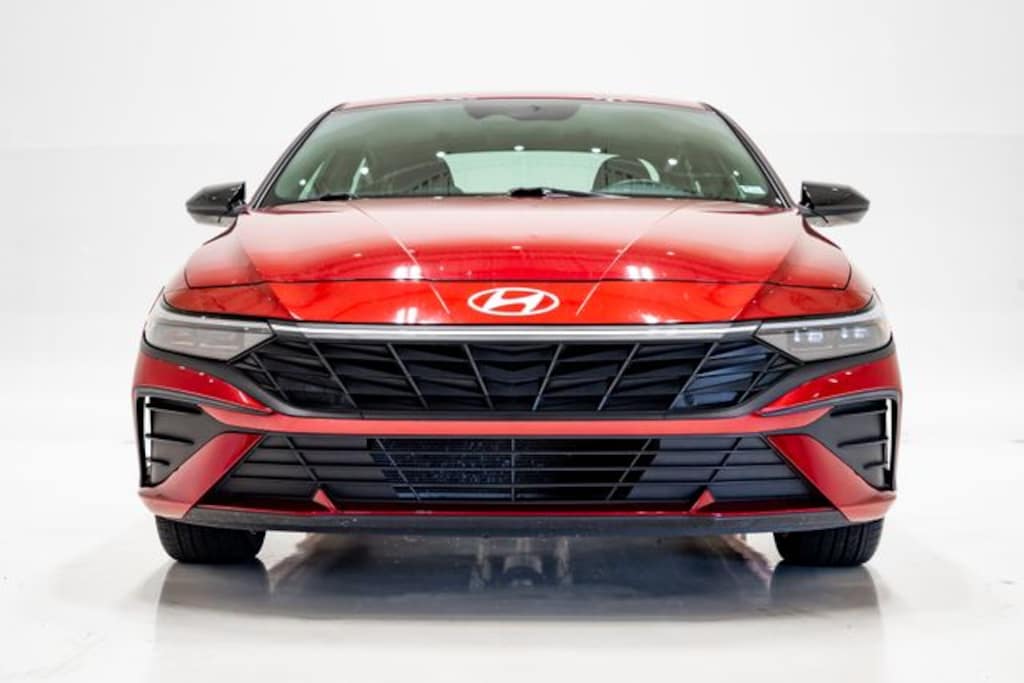 Used 2025 Hyundai Elantra SEL Sport Sedan