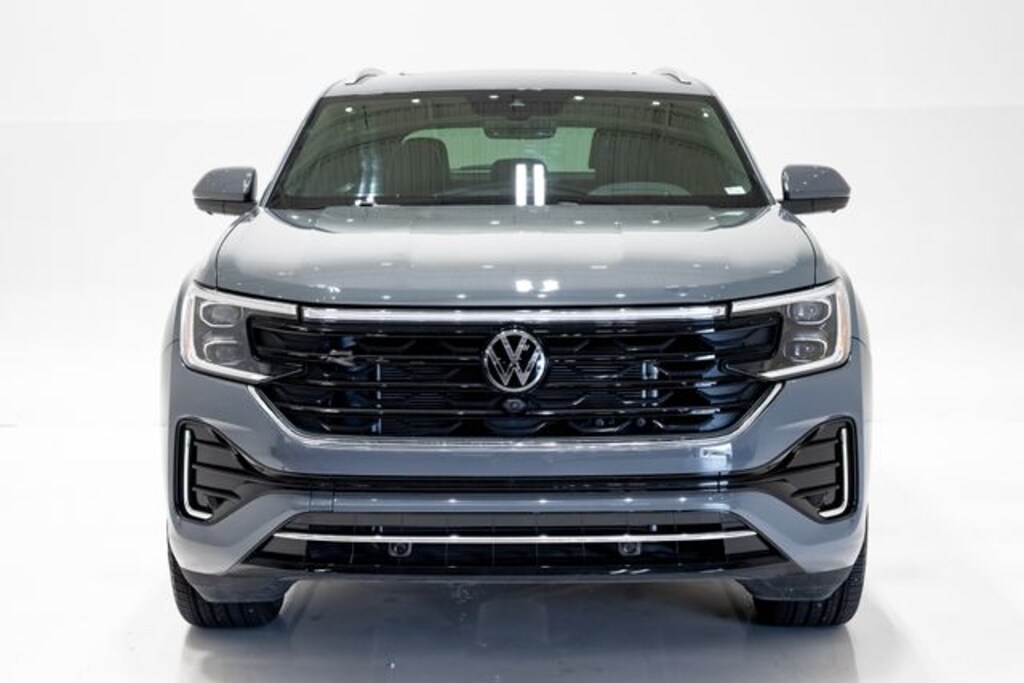 Used 2025 Volkswagen Atlas Cross Sport 2.0T SEL Premium R-Line SUV