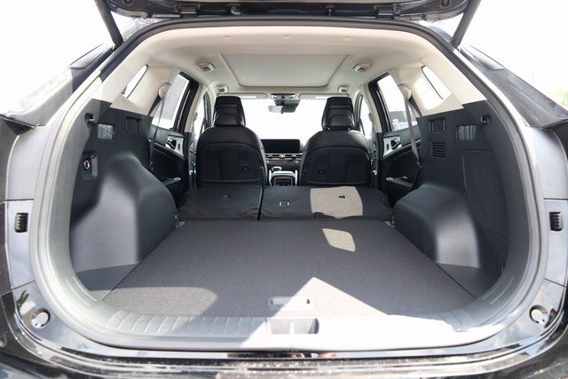 2026 Kia Sportage SX - Photo 32