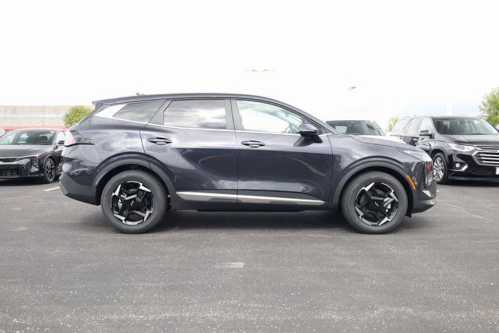 New 2026 Kia Sportage EX SUV