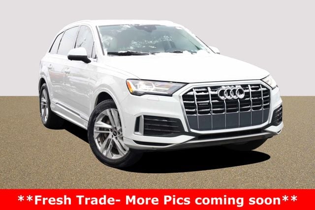 2021 Audi Q7 Premium Plus's photo