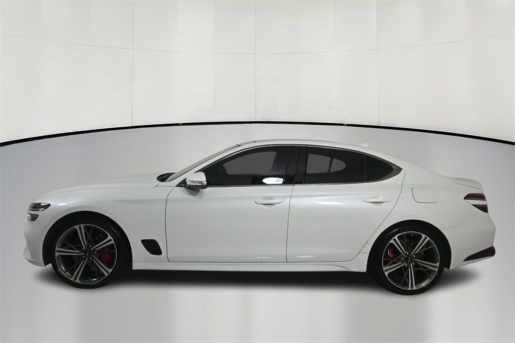 2024 Genesis G70 3.3T Sport Advanced photo 4