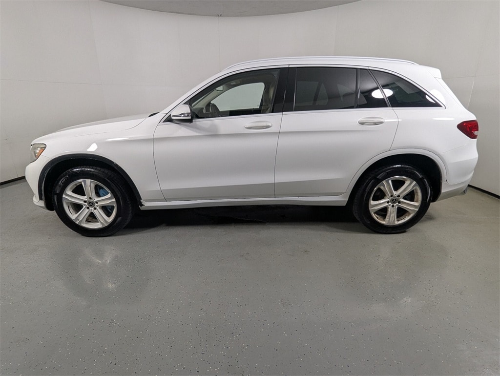 2016 Mercedes Benz GLC 300 photo 3