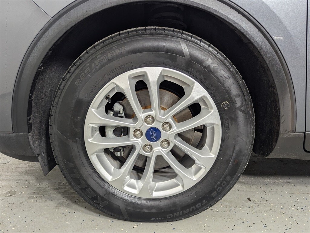 2022 Ford Escape SE photo 9