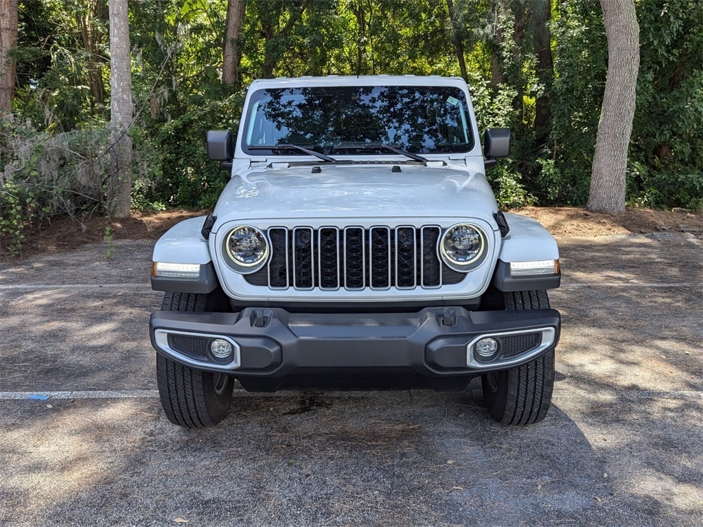 Used 2024 Jeep Wrangler 4-Door Sahara with VIN 1C4PJXEN0RW173567 for sale in Lake Park, FL