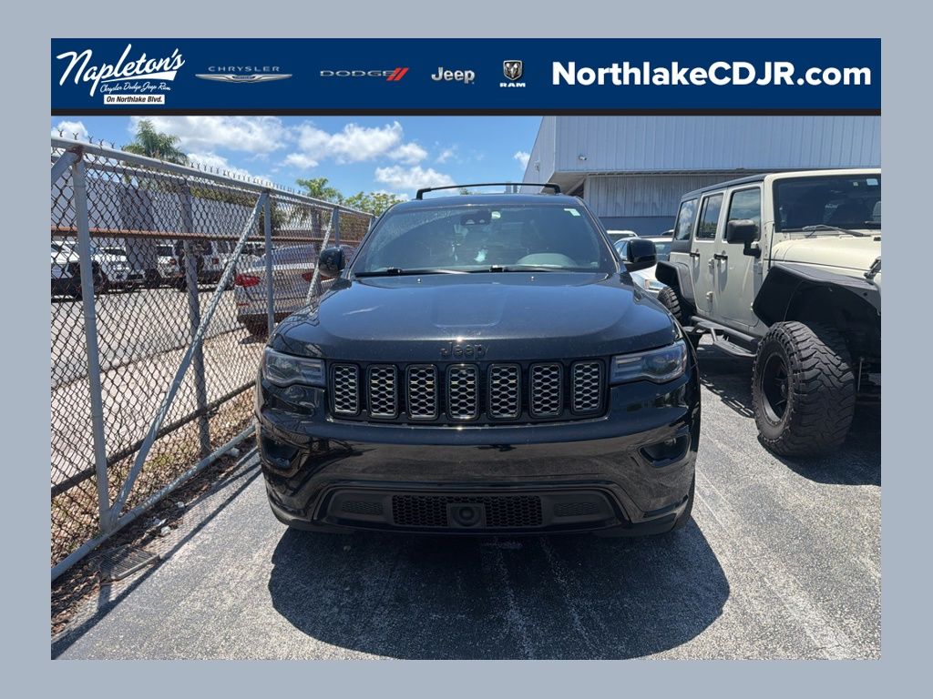 2022 Jeep Grand Cherokee Laredo X's photo