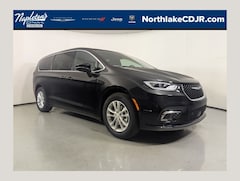 2026 Chrysler Pacifica SELECT Passenger Van