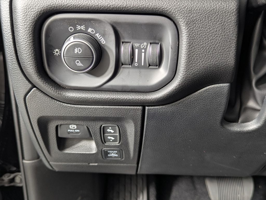 2026 RAM 1500 Laramie - Photo 16