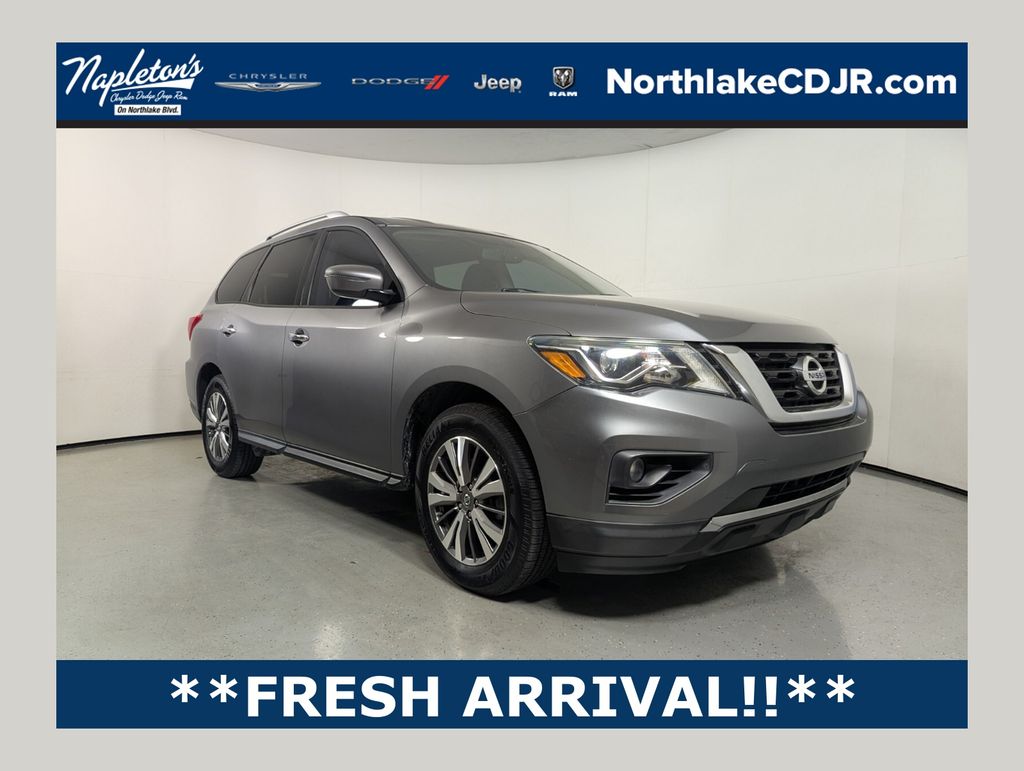 2019 Nissan Pathfinder SV