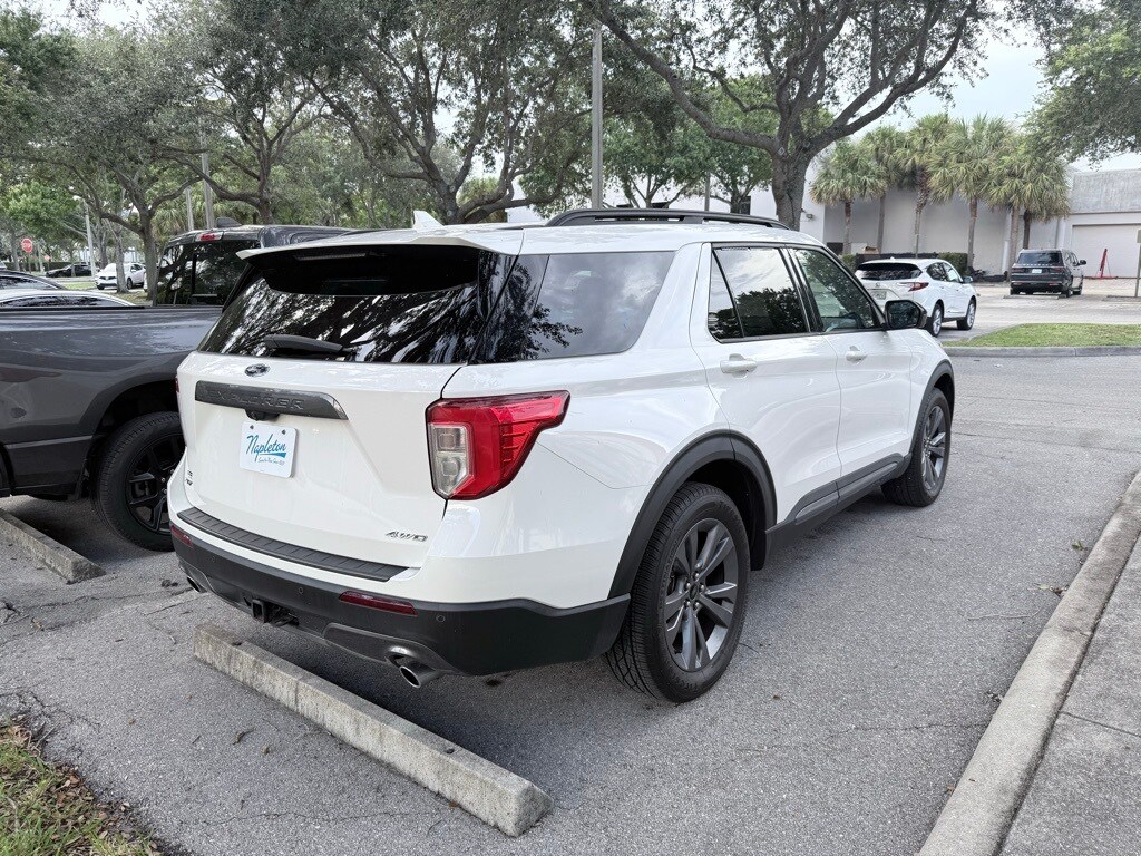 2022 Ford Explorer XLT photo 4