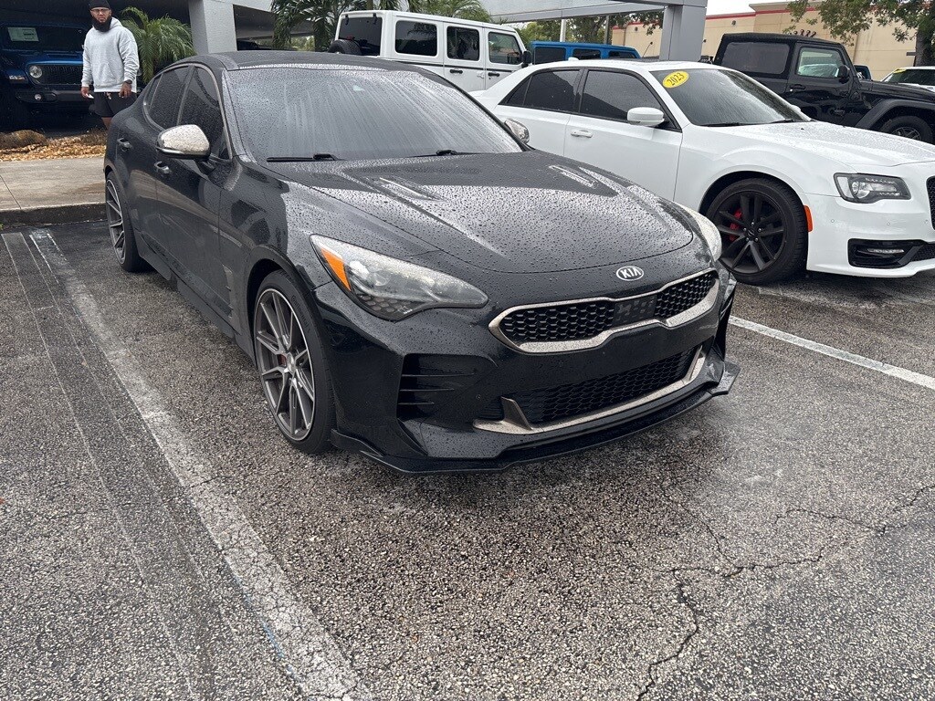 2020 Kia Stinger GT2 photo 2