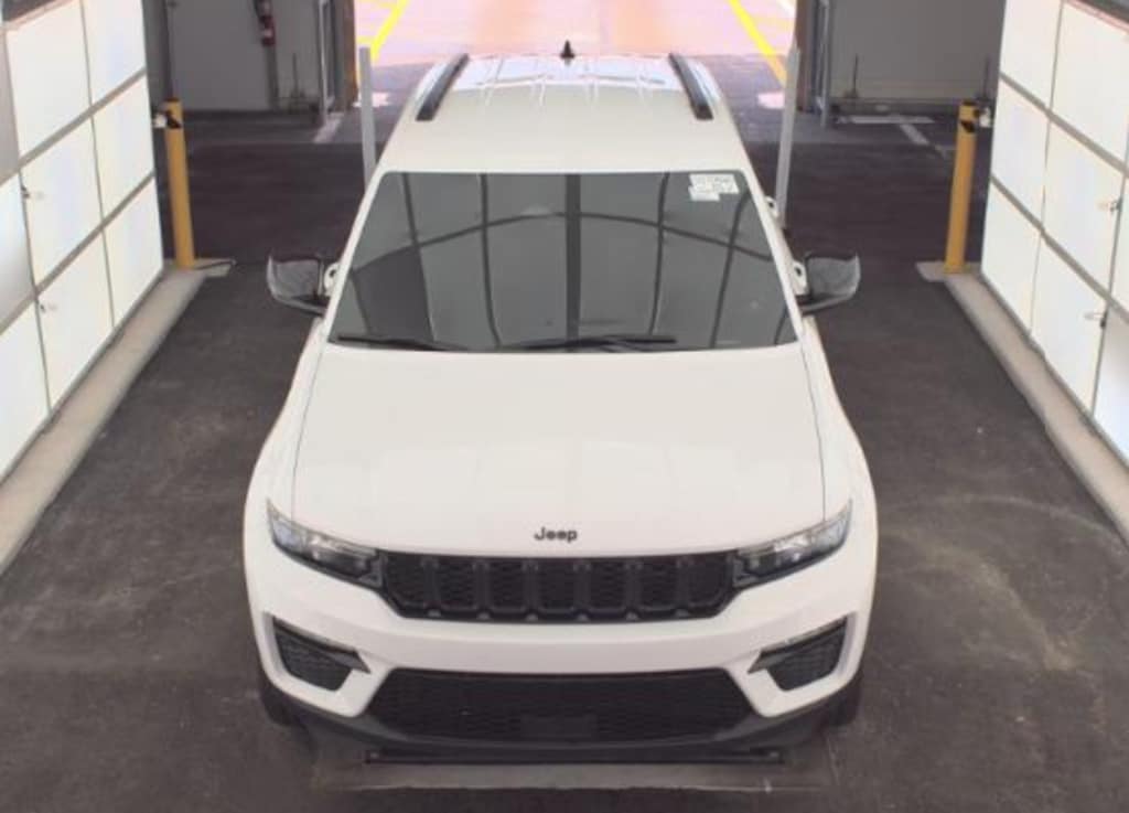 Used 2023 Jeep Grand Cherokee Limited SUV