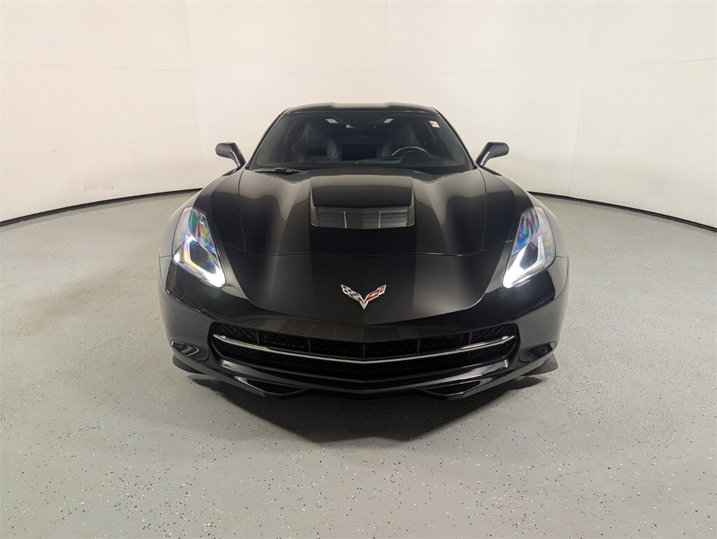 2019 Chevrolet Corvette Stingray 1LT photo 2