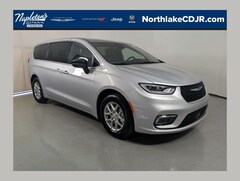 2026 Chrysler Pacifica SELECT Passenger Van
