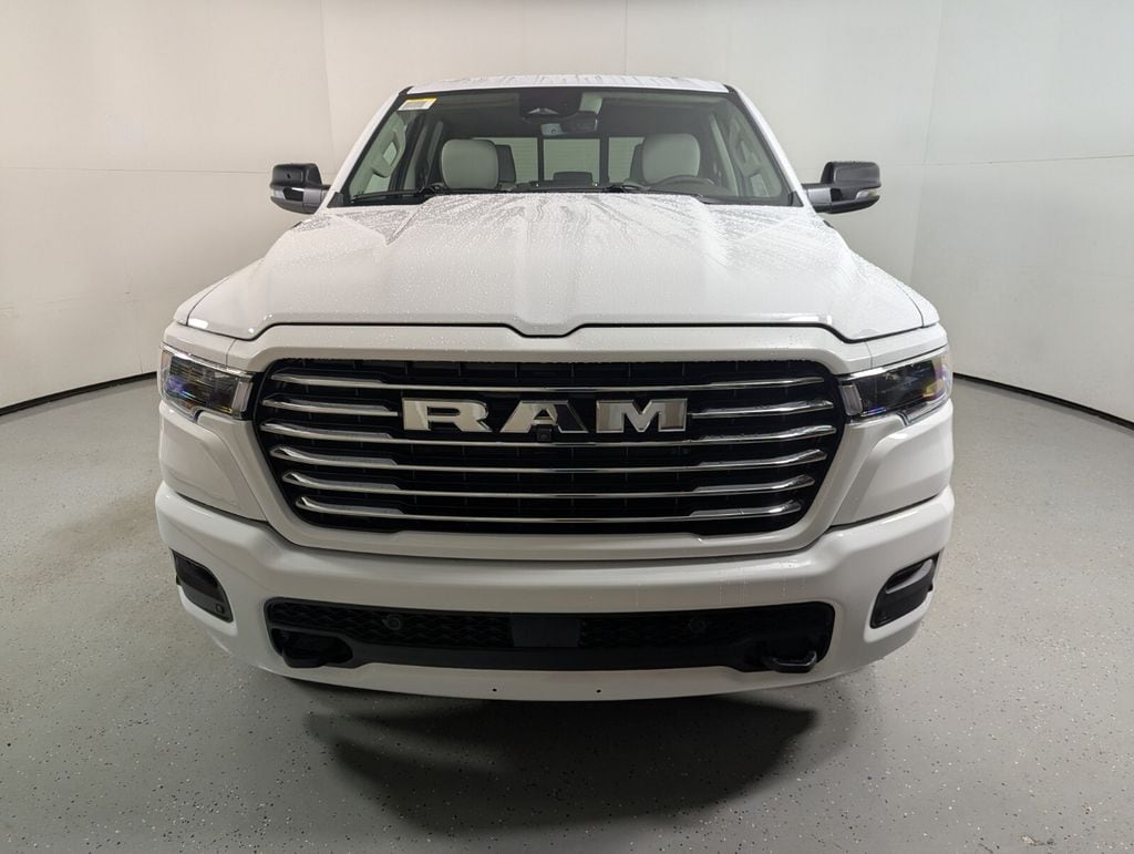 New 2026 Ram 1500 LARAMIE CREW CAB 4X4 5'7 BOX Pickup
