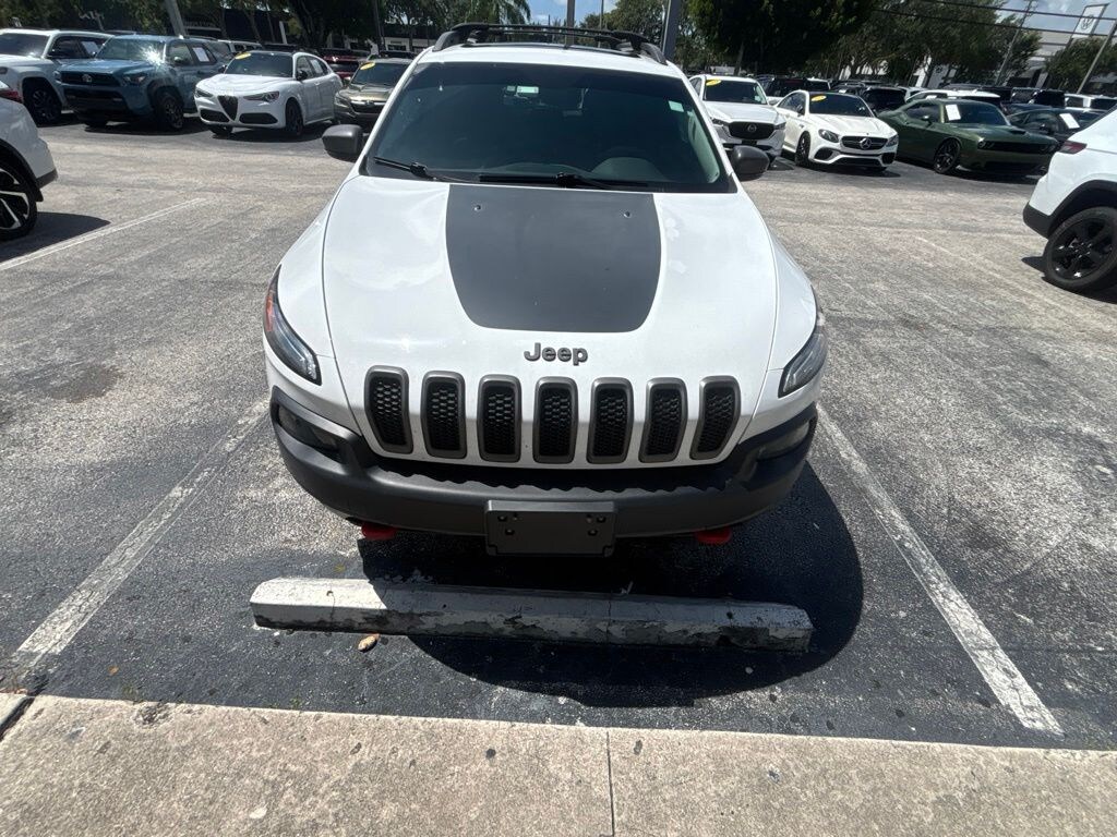 Used 2018 Jeep Cherokee Trailhawk SUV