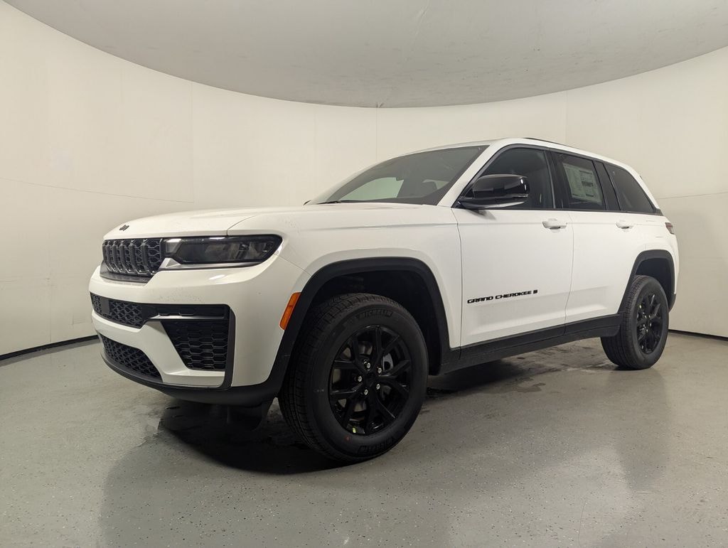 New 2026 Jeep Grand Cherokee ALTITUDE 4X2 Sport Utility