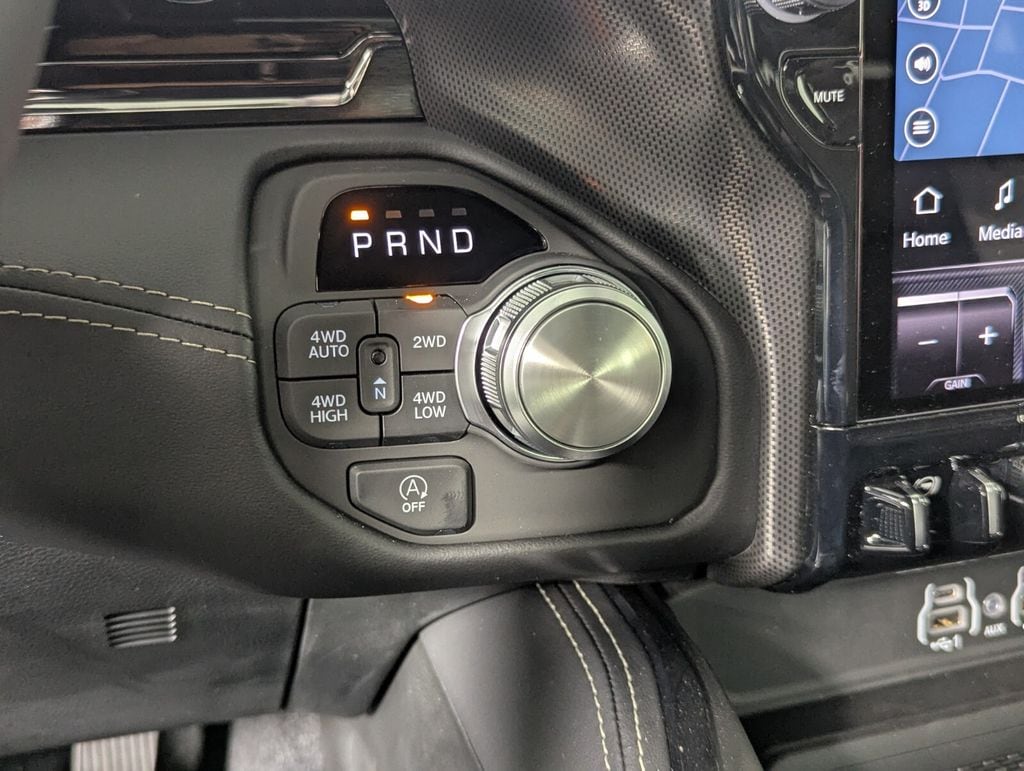 2026 RAM 1500 Limited - Photo 29