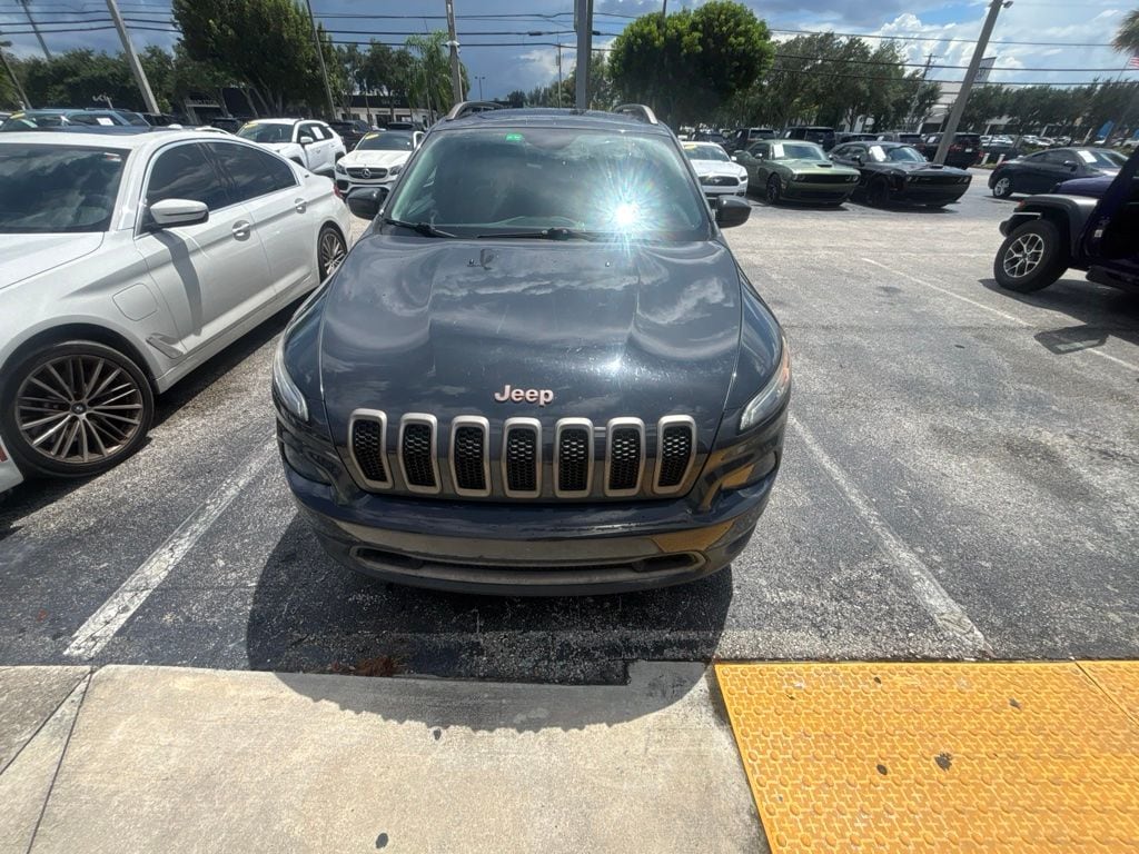 Used 2017 Jeep Cherokee Latitude SUV