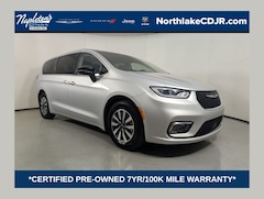 2024 Chrysler Pacifica Hybrid Select Minivan/Van