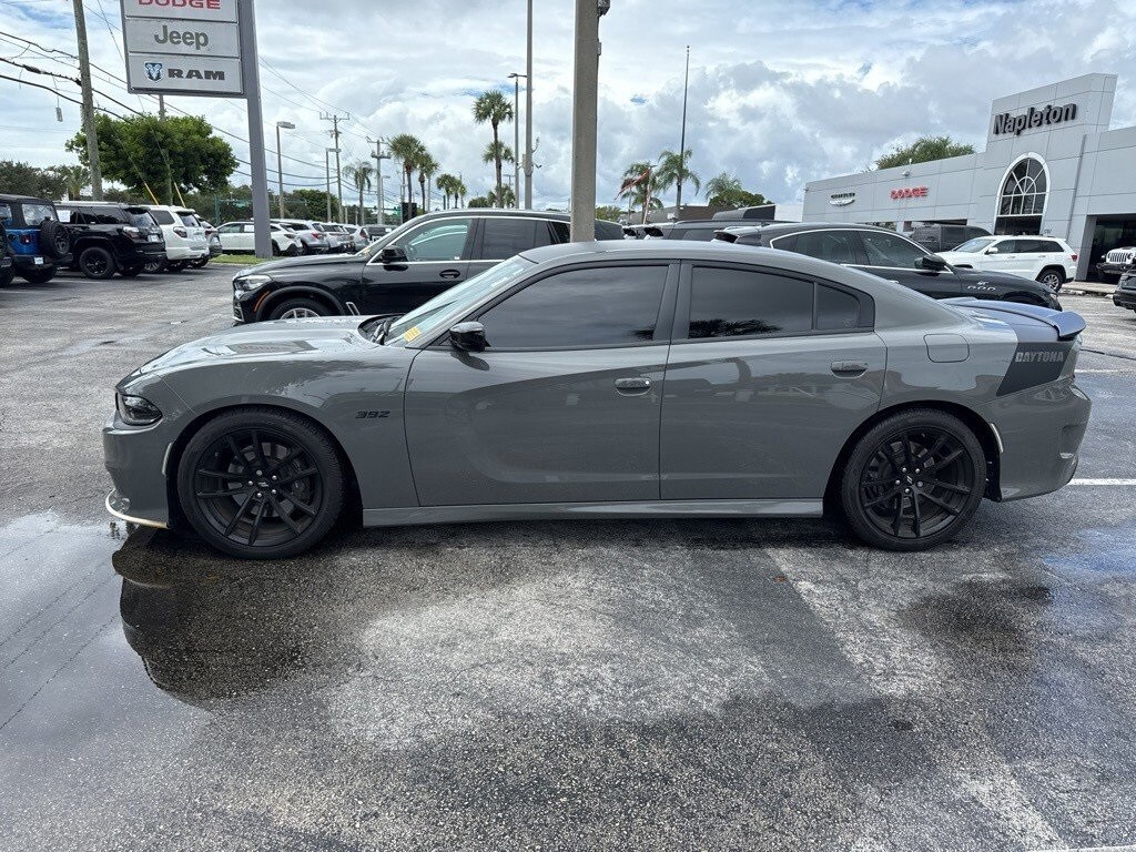2023 Dodge Charger R/T Scat Pack photo 2
