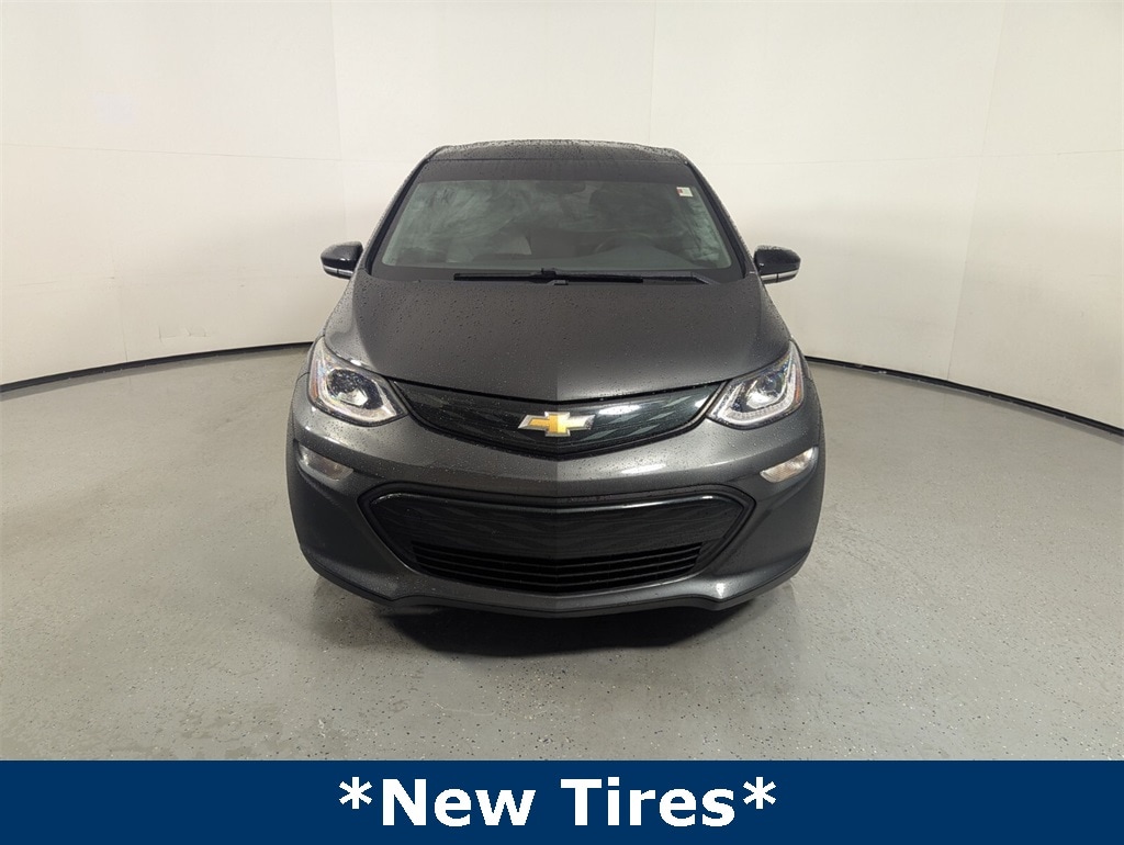 2019 Chevrolet Bolt EV photo 2