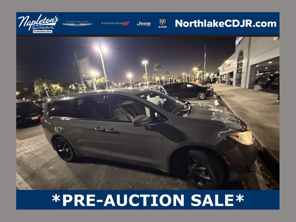 2020 Chrysler Pacifica Touring