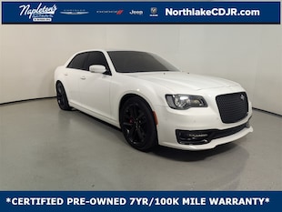 2023 Chrysler 300 C Sedan