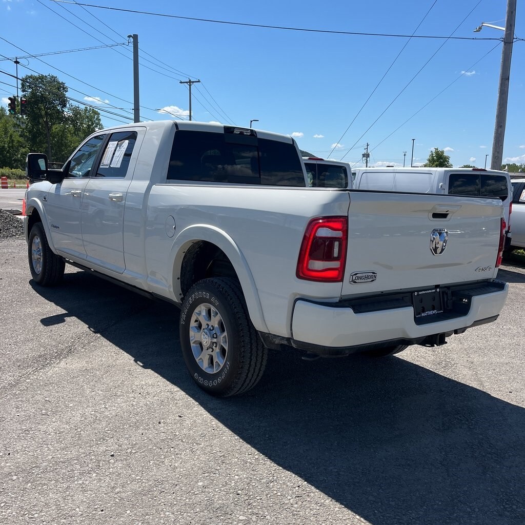 2023 Ram 2500 Longhorn photo 3