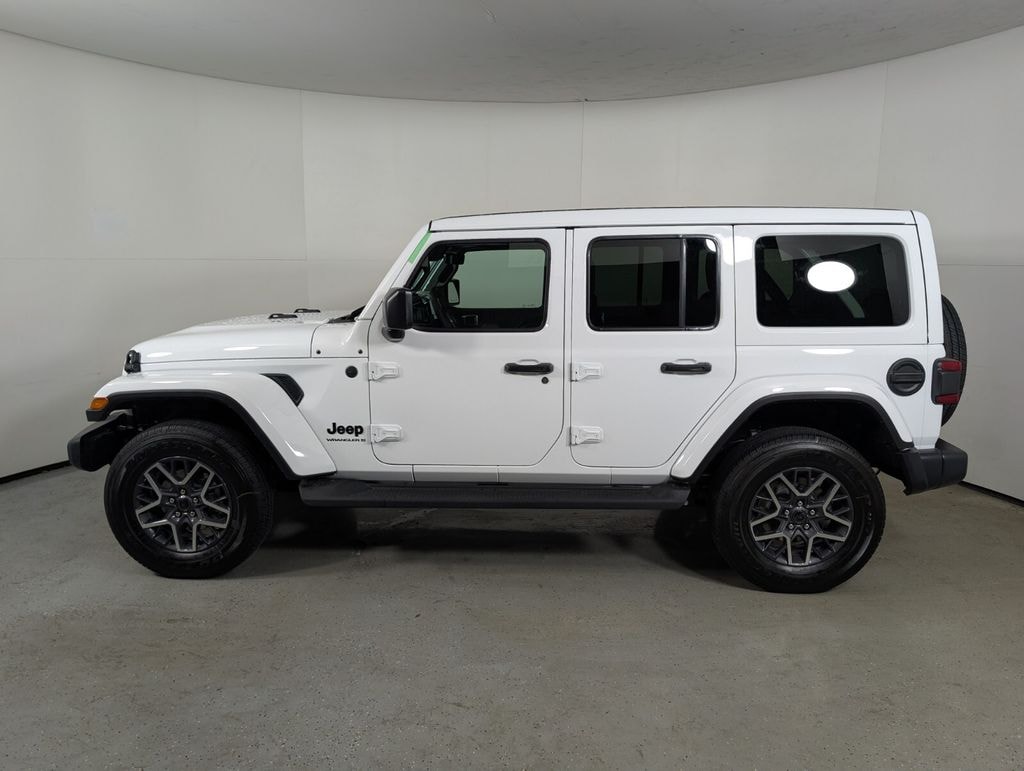 New 2026 Jeep Wrangler 4-DOOR SAHARA Sport Utility