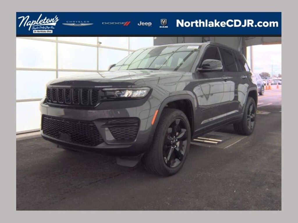 Used 2024 Jeep Grand Cherokee Altitude X SUV