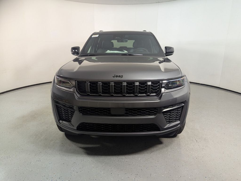 New 2026 Jeep Grand Cherokee LAREDO ALTITUDE 4X4 Sport Utility