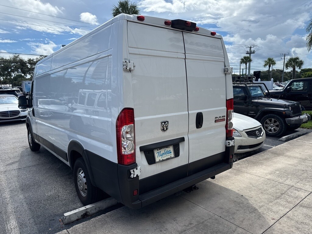 2022 Ram ProMaster 3500 Cargo Van photo 4