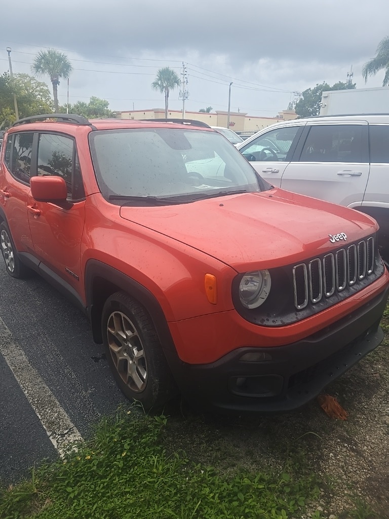 2018 Jeep Renegade Latitude North Edition photo 3